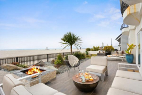 Shoreline by AvantStay Spectacular Beachfront Home w Fire Pit Spa Pool Table